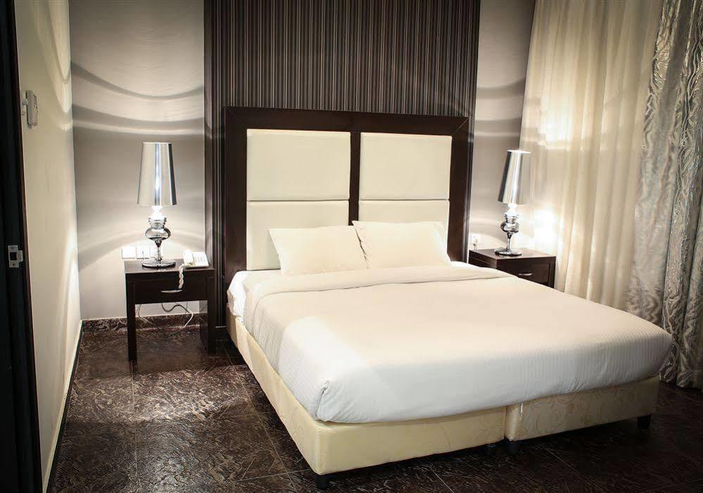 Loumage Hotel & Suites Manama Exterior photo